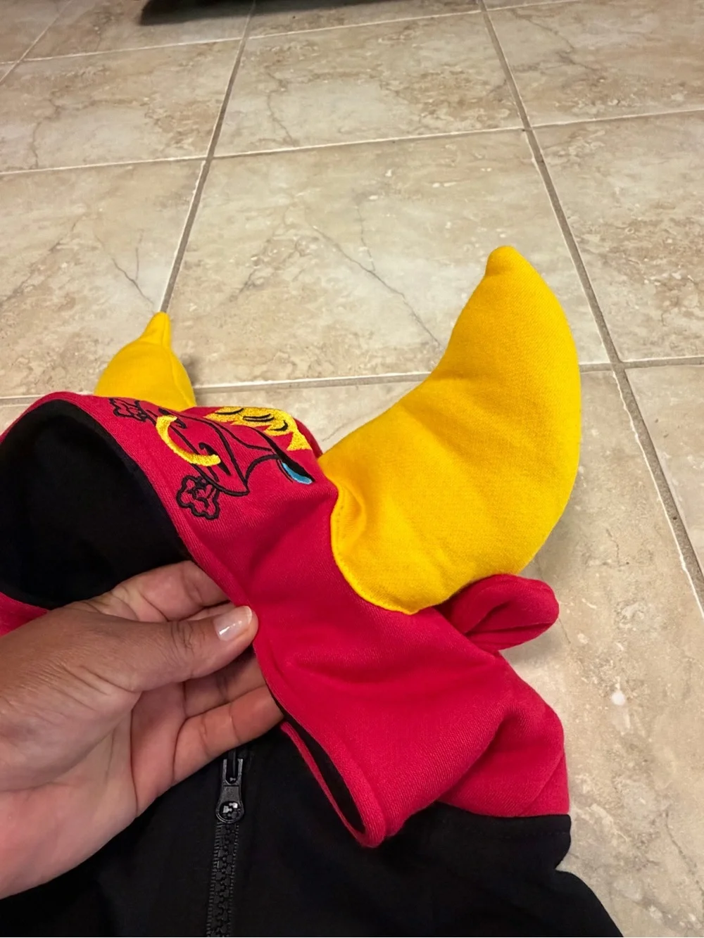 ICHOUe Dog Devil Costume Size L Black Red Hooded Bull Horns Pet Halloween Outfit